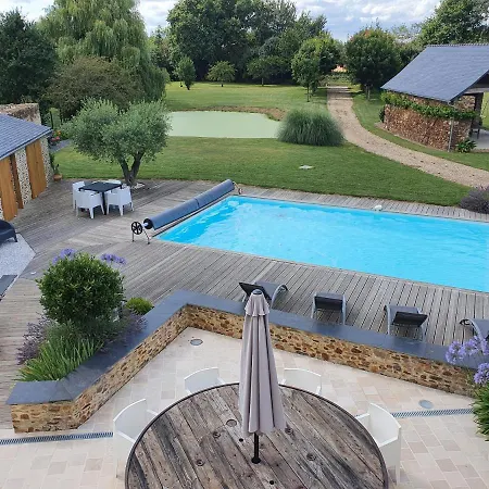 De Charme Avec Piscine Privée Classée 3 étoiles Champigné