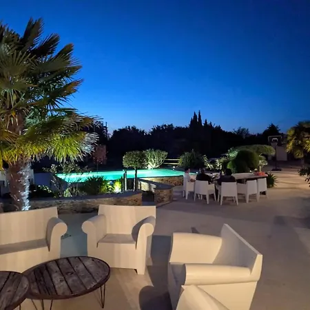 Villa De Charme Avec Piscine Privee Classee 3 Etoiles