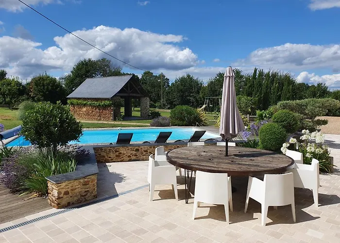 Villa De Charme Avec Piscine Privée Classée 3 étoiles Champigné